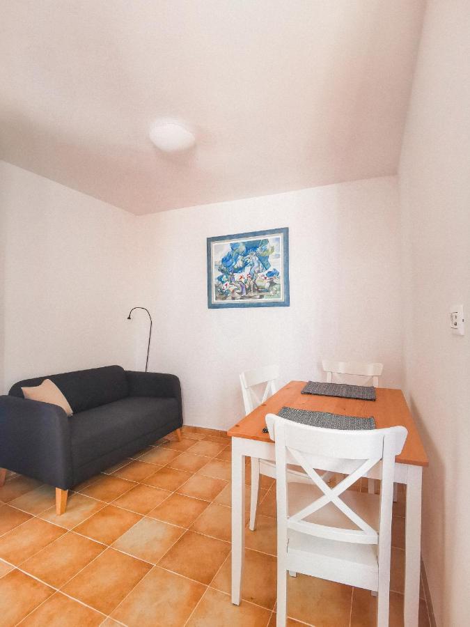 Apartment Muretto Bašanija Exteriör bild